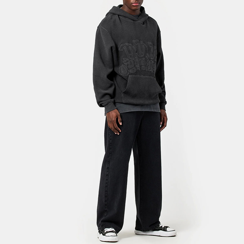 hongfeng’s embroidery hoodies custom made for you, adding unique details to your look.